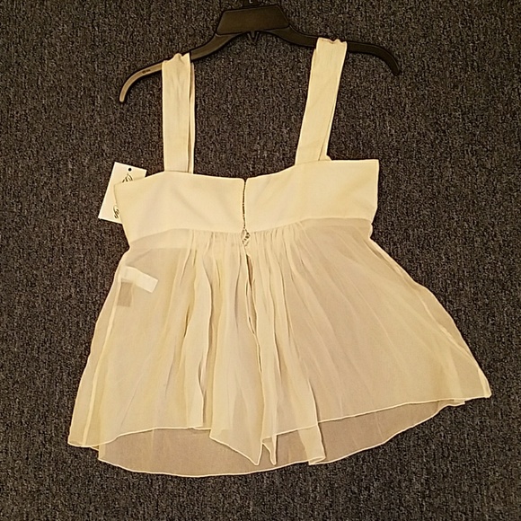 VERSACE 100% SILK SLEEVELESS TOP - Picture 6 of 8